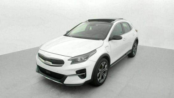 Kia XCEED HYBRIDE RECHARGEABLE XCEED 1.6 GDI HYBRIDE RECHARGEABLE 141CH DCT6 DESIGN Blanc Sensation
