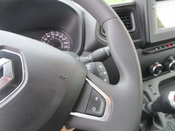 Renault Master Fourgon MASTER FGN TRAC F3500 L2H2 BLUE DCI 150 GRAND CONFORT Blanc