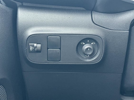 Citroën C3 1.2 puretech 110 c-series Gris Acier