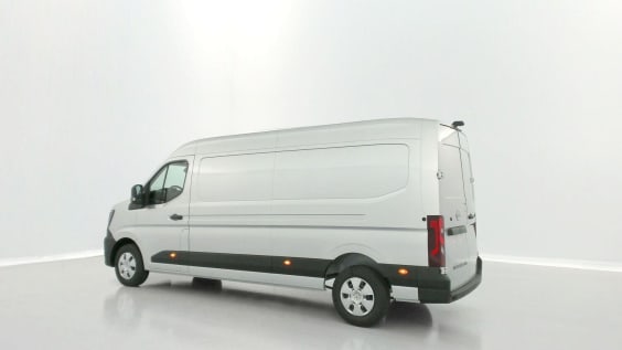Nissan Interstar Interstar III L3H2 3t5 2.0 dCi 150ch Tekna Gris Etoile