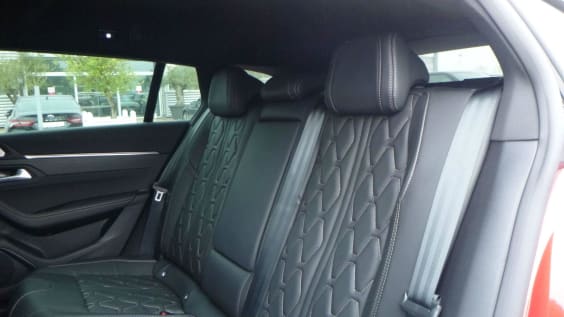 Peugeot 508 SW PureTech 130 ch S&S EAT8 GT Rouge Elixir