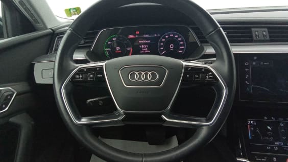 Audi E-TRON e-tron 50 quattro 313 ch Noir Mythic