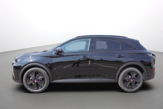 DS DS7 BlueHDi 130 EAT8 Performance Line Noir Perla Nera