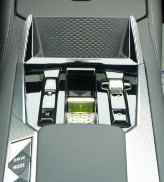 DS DS4 BlueHDi 130 EAT8 Pallas Gris Platinium