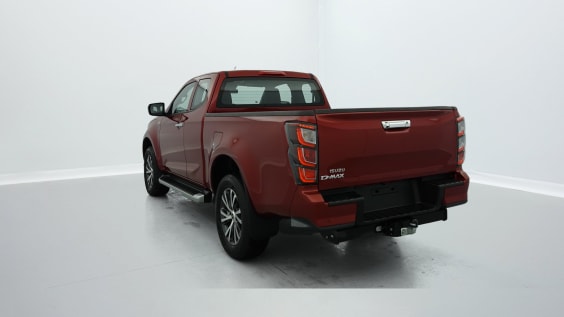 Isuzu D-MAX 1.9 4X4 SPACE CAB N60 F+  AT Red Spinel Mica