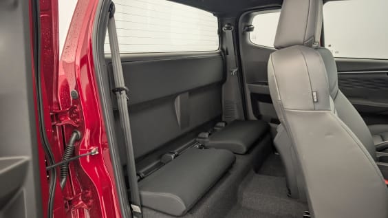 Isuzu D-MAX 1.9 4X4 SPACE CAB N60 F+  AT Red Spinel Mica
