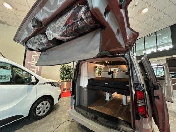 City by Campérêve City camp FORD TRANSIT CUSTOM 2.0L - ECOBLUE - 136 CV - BVA Gris Matter