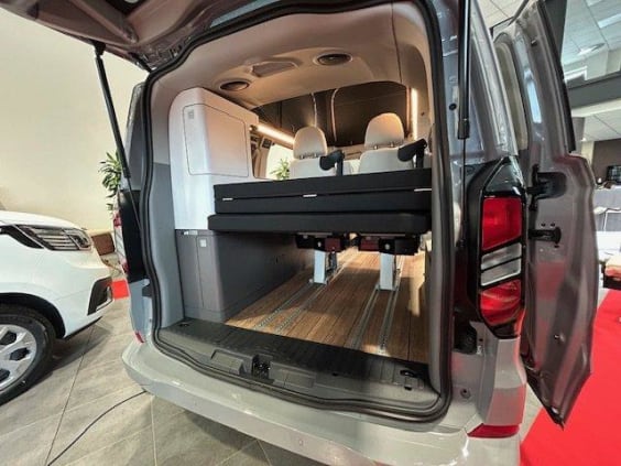 City by Campérêve City camp FORD TRANSIT CUSTOM 2.0L - ECOBLUE - 136 CV - BVA Gris Matter