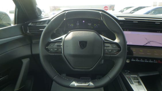 Peugeot 408 PureTech 130 ch S&S EAT8 GT Noir Perla Nera