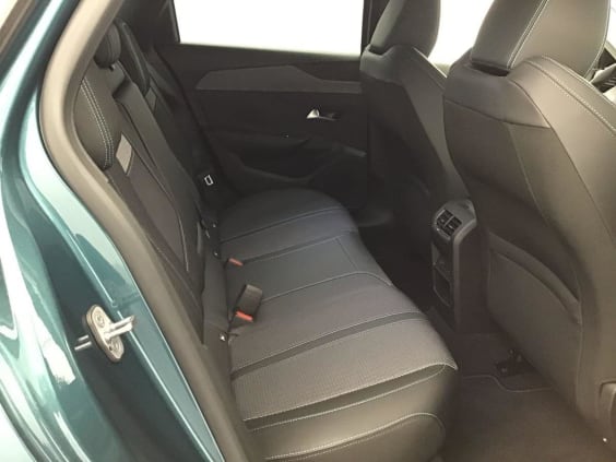 Peugeot 308 SW Allure  1.2 PURETECH 130 Bleu Avatar