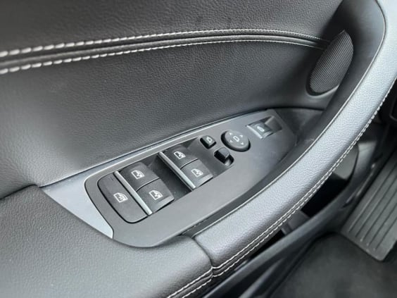 BMW X3 G01 LCI X3 xDrive 30e 292ch BVA8 x Line Mineralweiss Métallisé