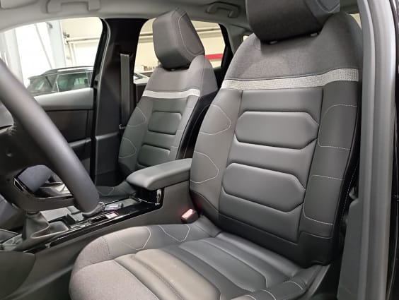 Citroën C4 PureTech 130 BVM6 Max Noir Perla Nera 