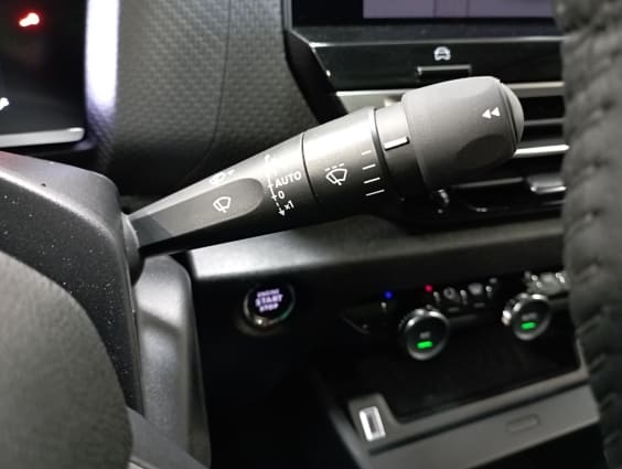 Citroën C4 PureTech 130 BVM6 Max Noir Perla Nera 