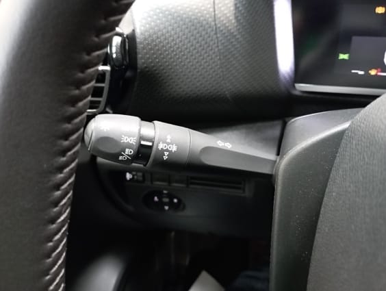 Citroën C4 PureTech 130 BVM6 Max Noir Perla Nera 