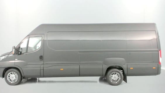 Iveco Daily Daily 35S16A8 4100 2.3 156ch 16m³ Hi-Matic Noir