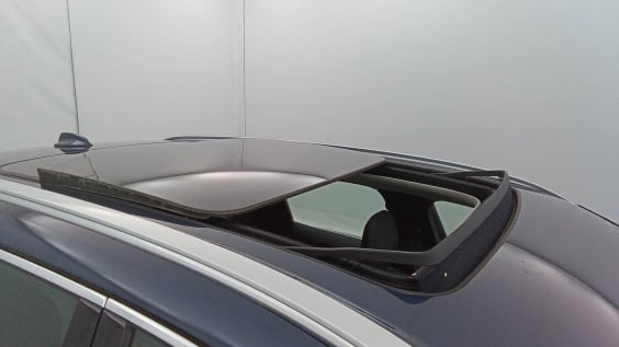 Volvo XC60 T6 Recharge AWD 253 ch + 87 ch Geartronic 8 R-Design Bleu Denim