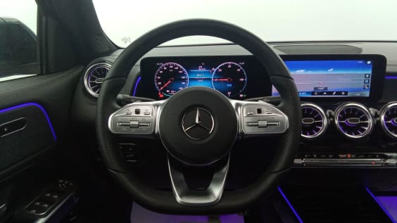 Mercedes-Benz EQB 350 4Matic AMG Line Noir Cosmos