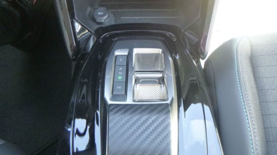 Peugeot 208 PureTech 130 S&S EAT8 Allure Pack gris artense