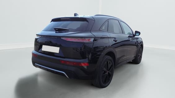 DS DS 7 BlueHDi 130 EAT8 Performance Line Noir Perla Nera