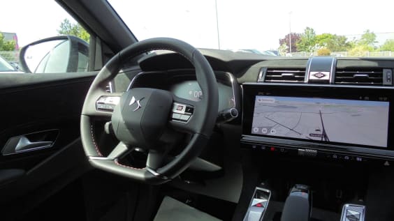 DS DS 7 BlueHDi 130 EAT8 Performance Line Gris Laqué
