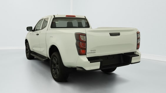 Isuzu D-MAX 1.9 4X4 SPACE CAB N60 NSPORT  AT SPLASH WHITE