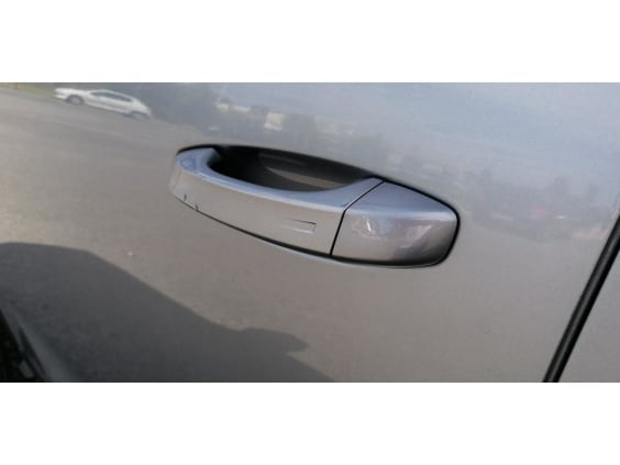 Peugeot 3008 1.2i Hybrid 145 e-DCS6  Allure Gris Artens
