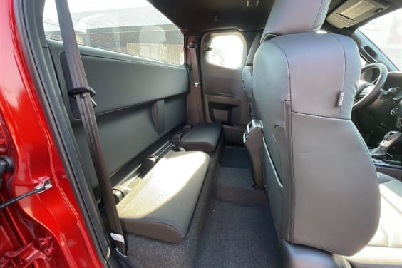 Isuzu D-MAX 1.9 4X4 SPACE CAB N60 NSPORT  AT Namibu Orange