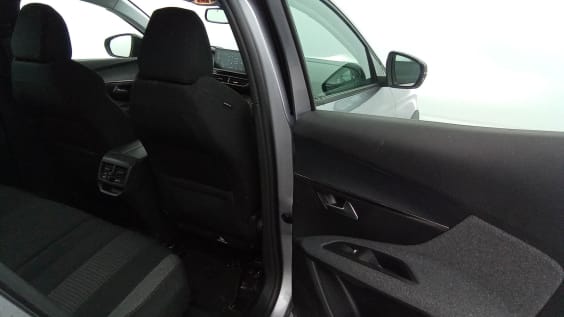 Peugeot 3008 Puretech 130ch S&S EAT8 Active Pack gris artense