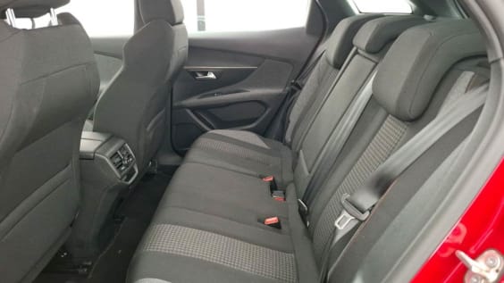 Peugeot 3008 Puretech 130ch S&S BVM6 Active Rouge Ultimate