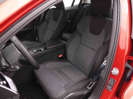 Volvo S60 2.0 MHEV 197 Core Rouge