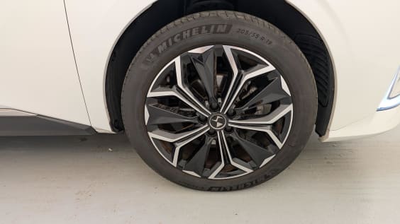DS DS4 PureTech 130 EAT8 Rivoli Blanc Nacré - Toit Noir Perla Nera
