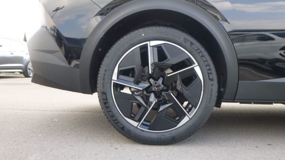 Peugeot 408 PureTech 130 ch S&S EAT8 GT Noir Perla Nera