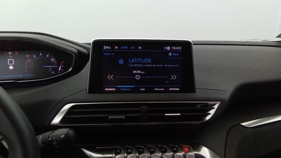 Peugeot 3008 Puretech 130ch S&S EAT8 Active Pack Noir Perla Nera