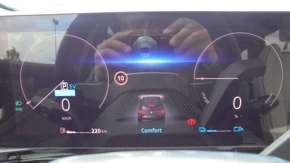 Renault ESPACE VI Espace E-Tech full hybrid 200 GSR2 Iconic Bleu Nocturne