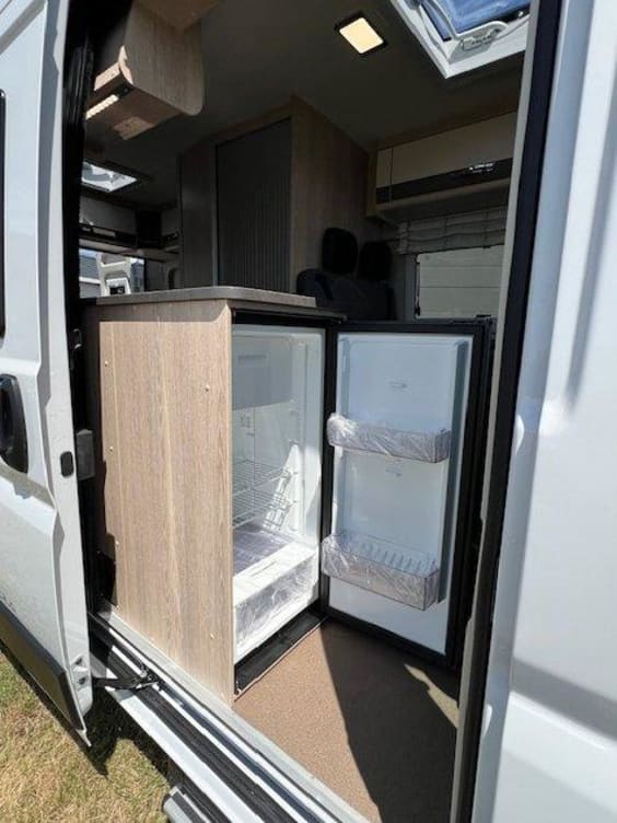Pössl SUMMIT 600 B PLUS CITROEN JUMPER 2.2L - 140 CV - BVM Blanc