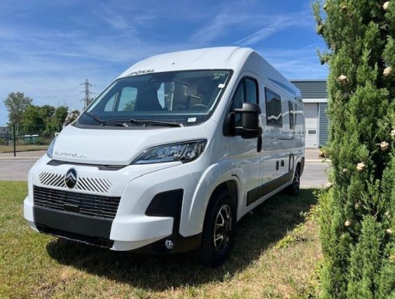 Pössl SUMMIT 600 B PLUS CITROEN JUMPER 2.2L - 140 CV - BVM Blanc