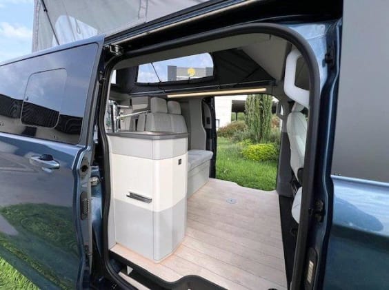 Westfalia KELSEY NOUVEAU FORD TRANSIT CUSTOM 136 Cv BVA Gris Magnetic 