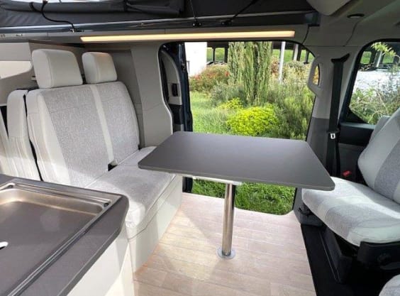 Westfalia KELSEY NOUVEAU FORD TRANSIT CUSTOM 136 Cv BVA Gris Magnetic 