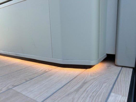 Westfalia KELSEY NOUVEAU FORD TRANSIT CUSTOM 136 CV Blanc Arctique