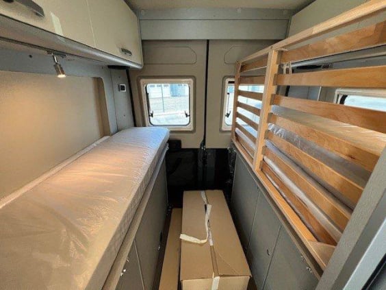 Hymer Camper Vans FREE 600 CAMPUS FIAT DUCATO 2.2L - 140 CV - BVM Gris Campovolo