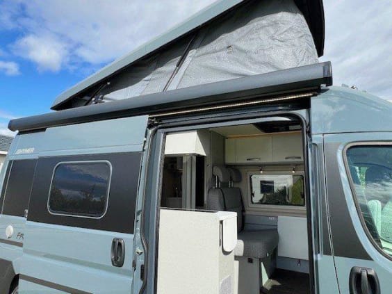 Hymer Camper Vans FREE 600 CAMPUS FIAT DUCATO 2.2L - 140 CV - BVM Gris Campovolo