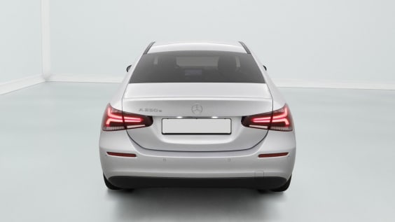 Mercedes-Benz Classe A Berline CLASSE A 250 E 8G-DCT PROGRESSIVE LINE Argent Iridium