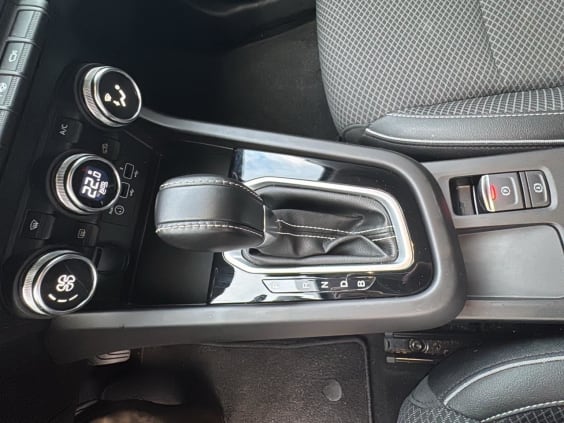 Renault Arkana 1.6 e-tech hybride 145 techno Gris