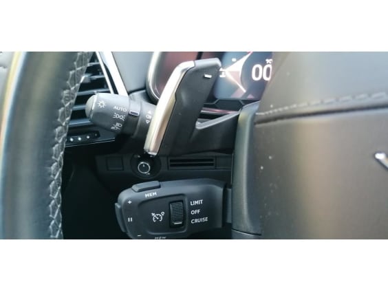 DS DS7 Crossback 1.5 BlueHDi 130 EAT8 Rivoli PHASE 2 Gris Titane