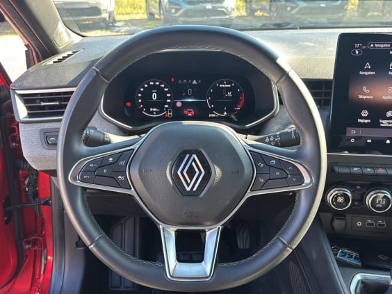 Renault CLIO V 1.0 tce 90 techno Rouge