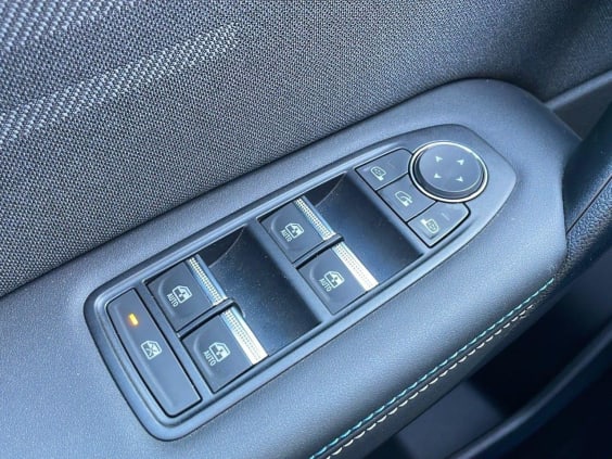 Renault CAPTUR Captur E-Tech full hybrid 145 ch esprit Alpine Bleu Iron Metal Toit Noir