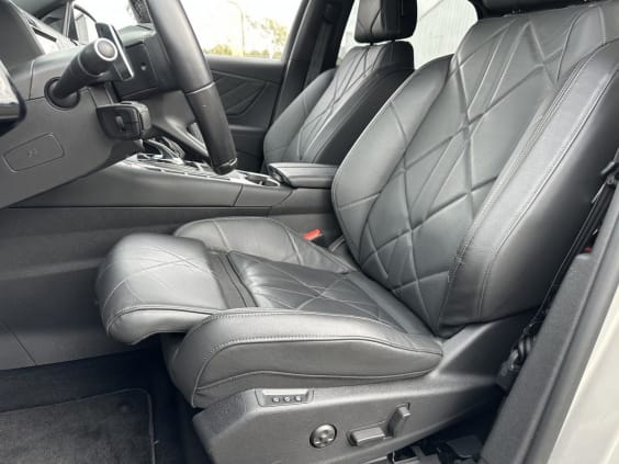 DS DS 7 CROSSBACK E-TENSE 300 4X4 RIVOLI Cristal Pearl