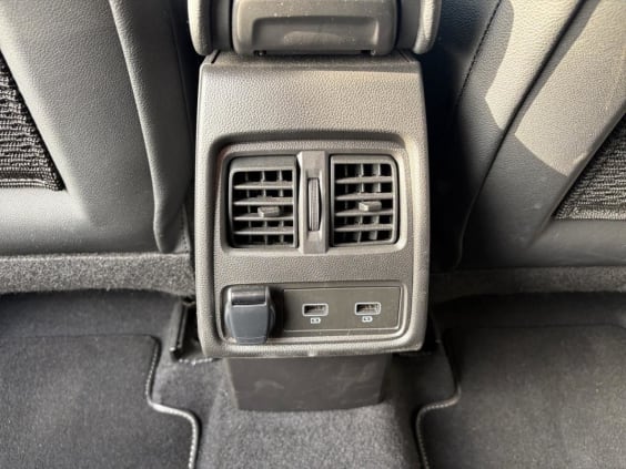 Renault CAPTUR 1.6 E-Tech Hybride Rechargeable 160 Techno + Pack Driving Assist - TVA RECUPERABLE Gris Métallisé