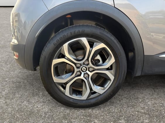 Renault CAPTUR 1.6 E-Tech Hybride Rechargeable 160 Techno + Pack Driving Assist - TVA RECUPERABLE Gris Métallisé