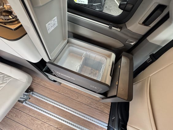 Campérêve CITY CAMP Ford Transit Custom Tourneo 2.0L 136 BVA Gris Magnétic